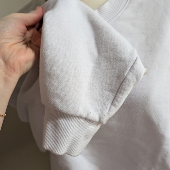 🍒BEST & FINAL🍒 ALO Yoga • Accolade White Sweatshirt - Picture 4 of 8